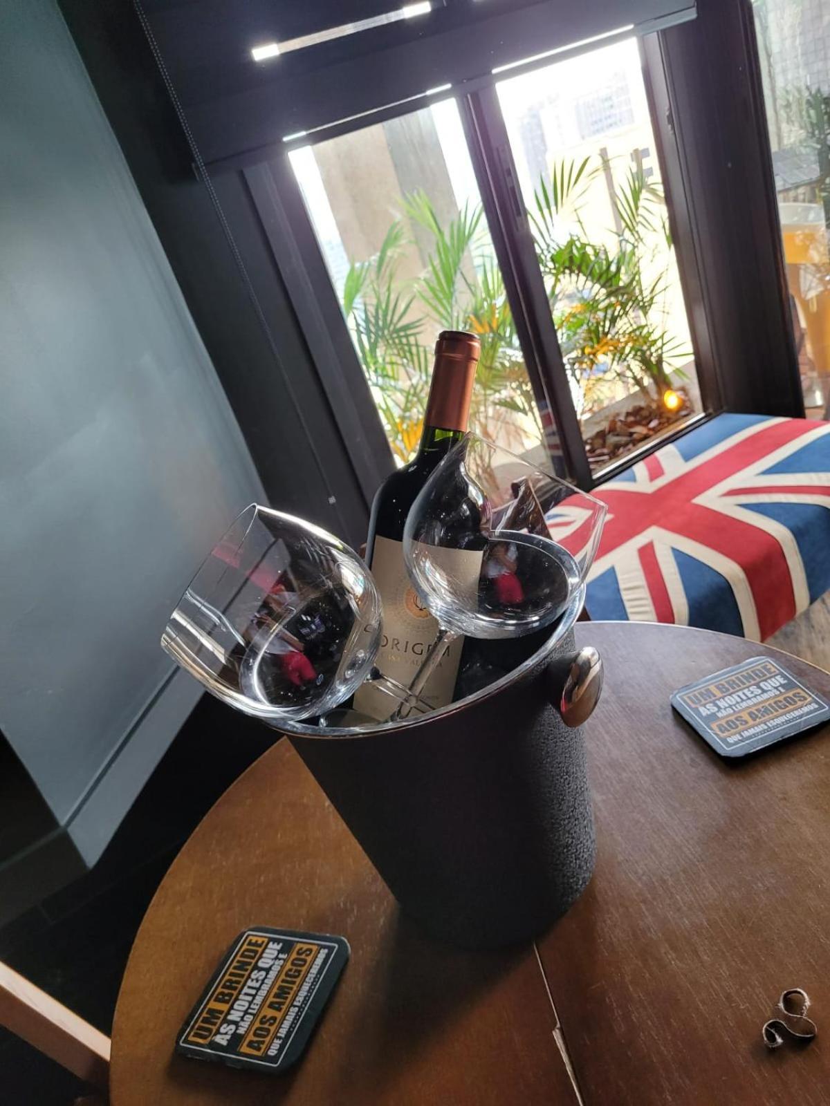 Apartamento Morumbi, Pub, Com Hidromassagem, Piscina Aquecida Privativa, Lareira, Que Voce Precisa Descansar, Trabalhar Ou Realizar Aquela Comemoracao! Com Total Conforto E Privacidade! O Nota 10 De Sp! *