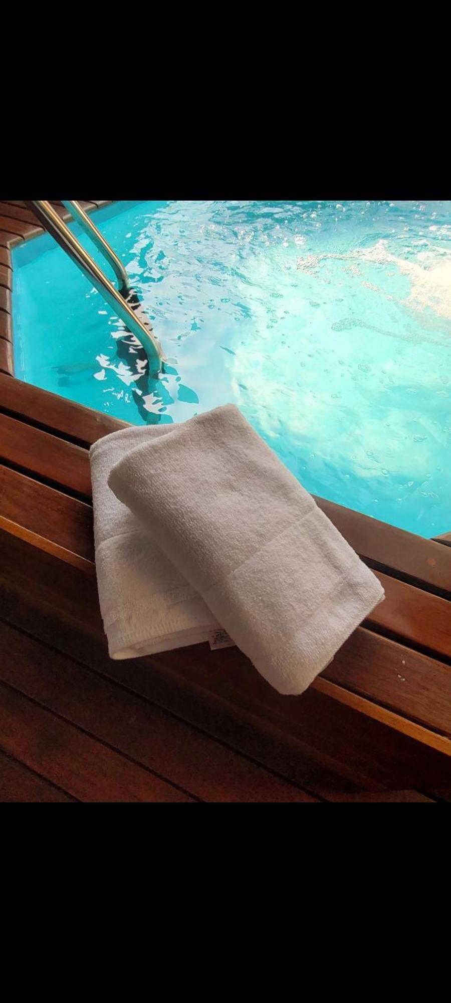 Morumbi, Pub, Com Hidromassagem, Piscina Aquecida Privativa, Lareira, Que Voce Precisa Descansar, Trabalhar Ou Realizar Aquela Comemoracao! Com Total Conforto E Privacidade! O Nota 10 De Sp! Apartamento São Paulo