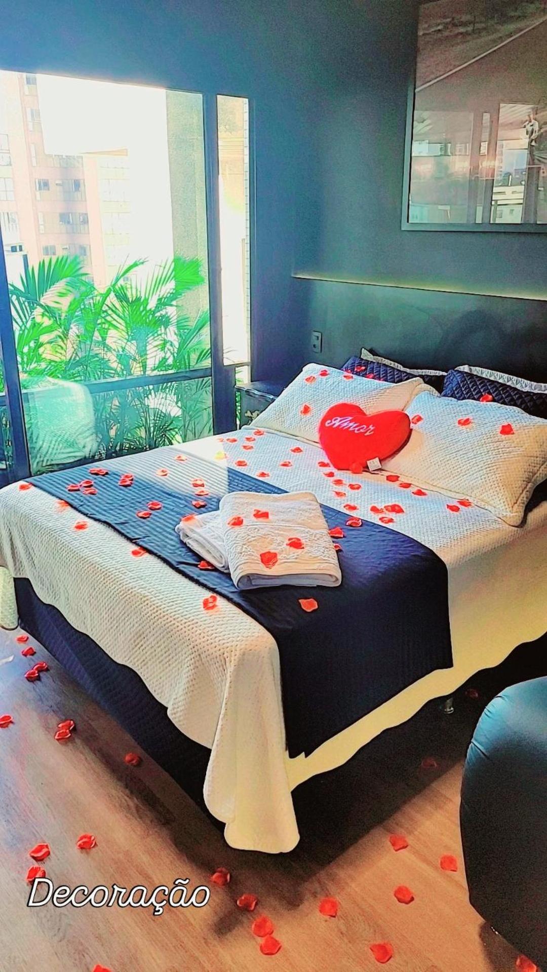 Apartamento Morumbi, Pub, Com Hidromassagem, Piscina Aquecida Privativa, Lareira, Que Voce Precisa Descansar, Trabalhar Ou Realizar Aquela Comemoracao! Com Total Conforto E Privacidade! O Nota 10 De Sp! *